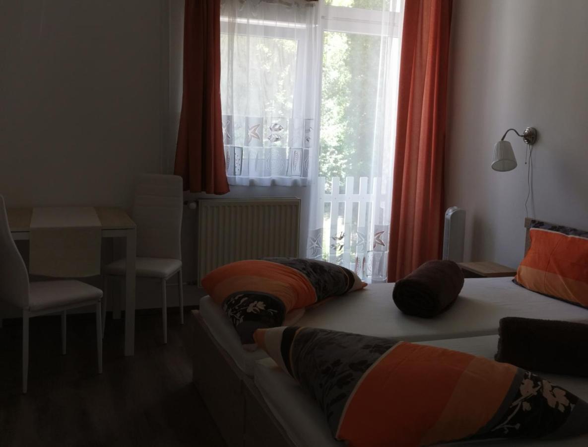 Tihany Koezseg Oenkormanyzat - Ifjusagi Szallas Bagian luar foto