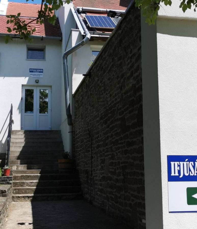 Tihany Koezseg Oenkormanyzat - Ifjusagi Szallas Bagian luar foto